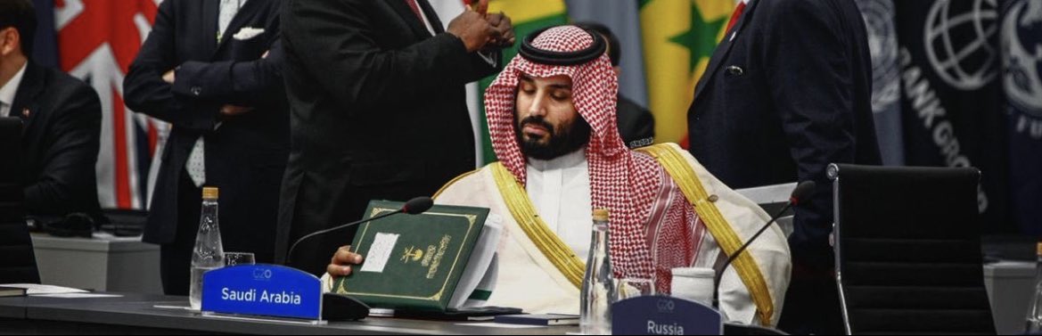 ahmad__z1's tweet photo. المملكة العربية السعودية محط أنظار العالم و محور الأرض بقيادة حكيمة و رؤية سديدة و لنا الفخر أننا من هذه الأرض 🇸🇦❤️

مبروك لنا حكومةً و شعبًا استضافة #اكسبو_السعودية2030 

و مبروك لكل من يحبنا في أقصى الأرض و أدناها و بإذن الله ننعم بنجاح هذه المحافل واقعًا نراه و نعيشه في حينه و نحن و أنتم بخير و عافية 💚