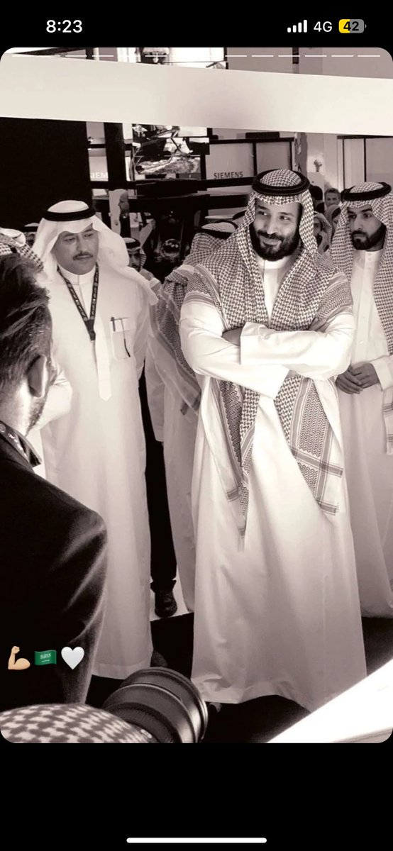 whyZed_'s tweet photo. سر بنا يامحمد وعزك يدوم 🇸🇦🤍#اكسبو_السعودية2030 https://t.co/erPXBK8Npu