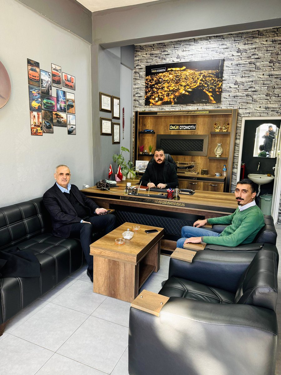 mehmetnurcelik_'s tweet photo. AK Parti'nin dünü de, bugünü de millete hizmettir. 

Gün boyunca hemşehrilerimizi ziyaret ettik. İstek, talep ve önerilerini dinledik.

📝 Notlarımızı alarak, taleplerin çözümü noktasında neler yapabileceğimizi konuştuk.

Cumhurbaşkanımız Sayın Recep Tayyip ERDOĞAN’ın liderliğinde; omuz omuza daha aydınlık yarınların Türkiye'si ve Mardin’i için var gücümüzle çalışmayı sürdürecek, hemşehrilerimizle buluşmaya devam edeceğiz.

#ArtukluBizimEvimiz
#Artuklu #GüçlüArtuklu #Mardin 

@Akparti 
@aliihsanyavuz54 
@erkankandemir 
@yzyilmaz55