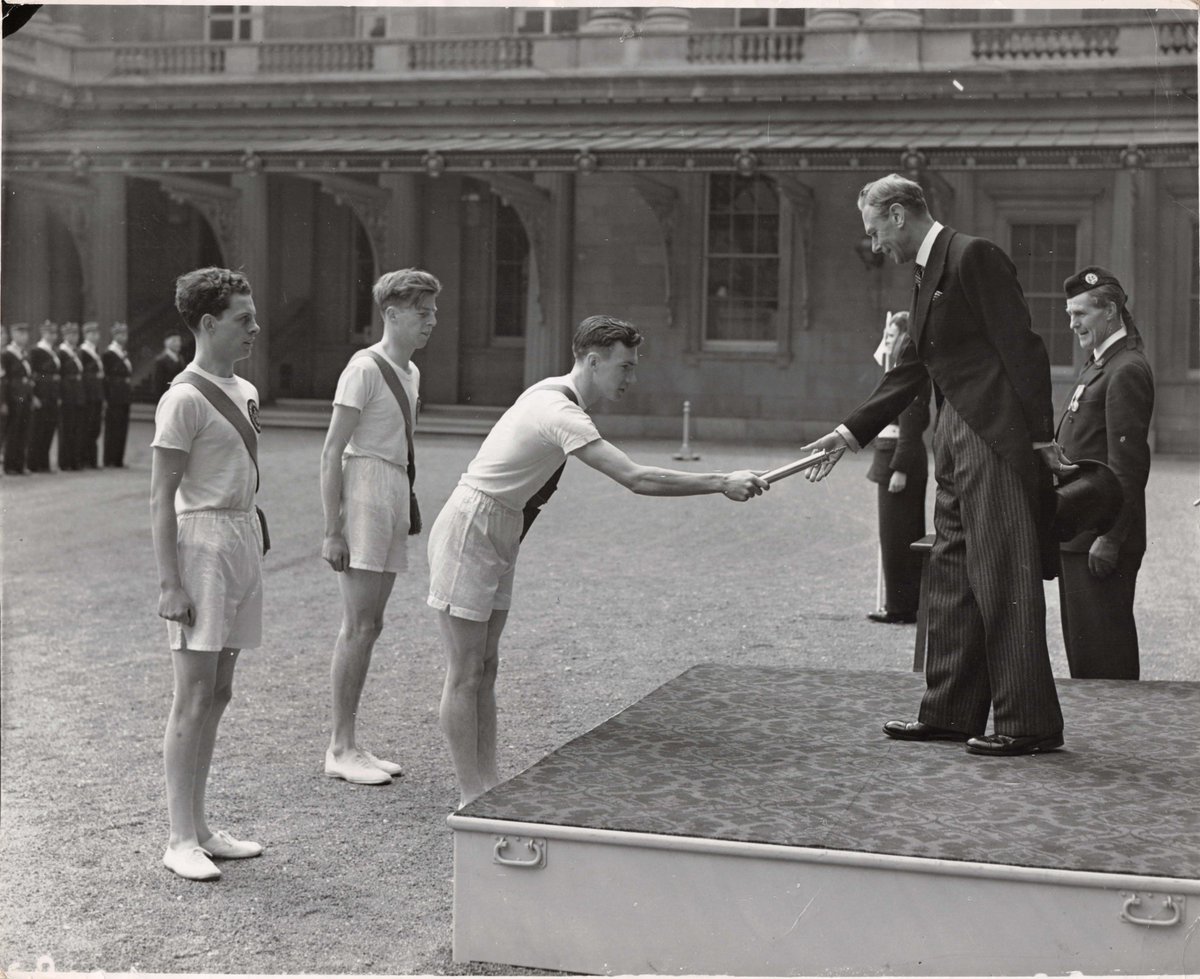 BBArchiveTrust's tweet photo. 'The A-Z of 'BB' 🔤
F is for... Festival of Britain! 🎉
The Festival of Britain was a national celebration during the summer of 1951. The B.B. joined in by organising the Festival of Britain Run 🏃🏃
https://t.co/dU7D6eTekc
#BoysBrigade #histchild #museum #archive #BB140 https://t.co/79Eiy29oIt