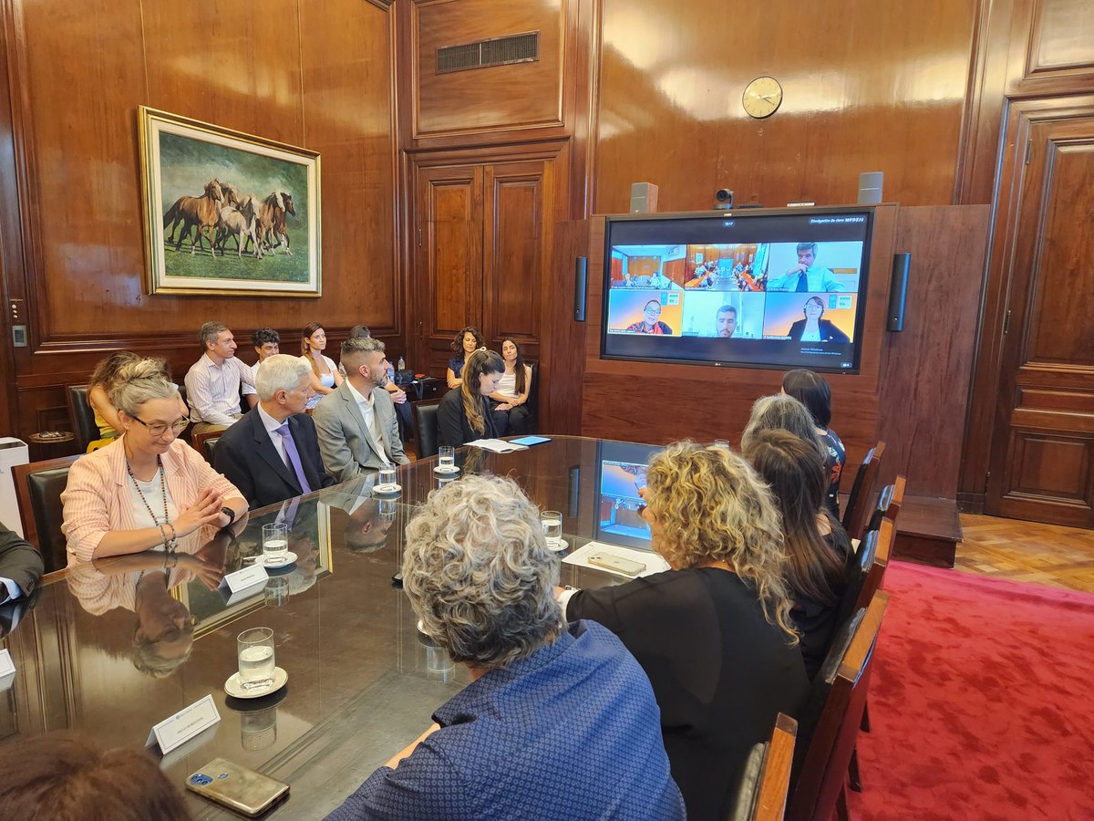 #Ahora

Estamos en la sede del <a href="/BancoNacion/">Banco Nación</a> para la entrega del Sello de Igualdad de Género en las instituciones Públicas, nivel plata 🥈

#Generacionigualdad