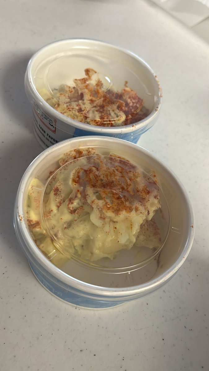 MorganGeo's tweet photo. @McAlistersDeli Every dang time. Fill the dang cup up #mcalistersdeli #deli #food #flowoodMS https://t.co/lNlZuVSQOG