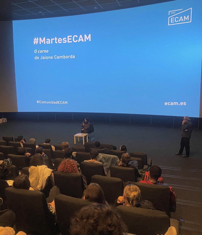 ECAM_'s tweet photo. ✨ ¡Finalizamos el coloquio!
Muchas gracias a Jaione Camborda por sus palabras y por haber compartido este maravilloso rato con nuestro alumnado.
#MartesECAM https://t.co/xkNquuJCzK