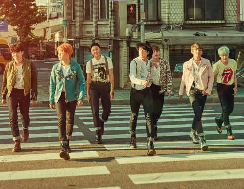 AboutMusicYT's tweet photo. 8 years ago today, BTS released 'Run'. https://t.co/DieiNmPtgc