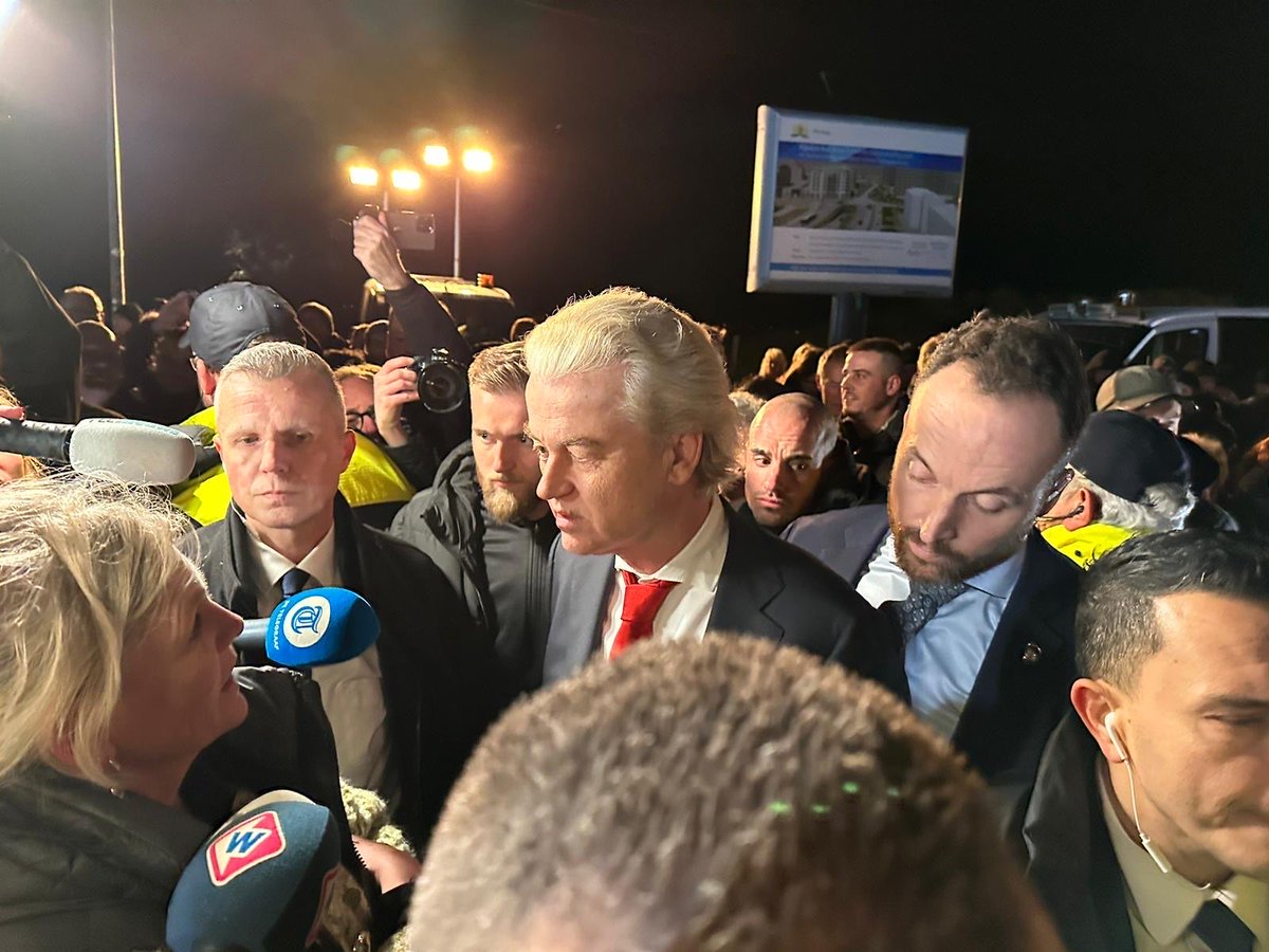 geertwilderspvv tweet picture