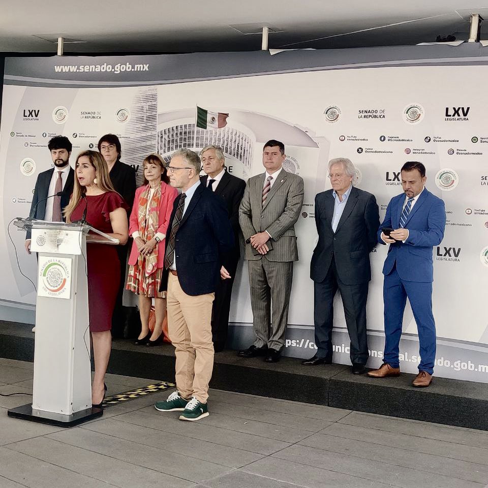 DianaRibaGiner's tweet image. Avui hem estat al Senat de Mèxic per assistir a l'obertura oficial de la Comissió Parlamentària Mixta #UE-#Mèxic. Reiterem, així, el nostre compromís per consolidar un lligam entre les dues regions que vetlli pel compliment de #dretshumans i per una economia responsable.