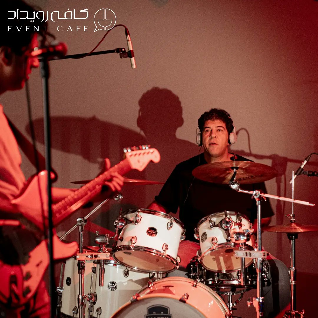 قشنگی‌های شب‌های اجرای موزیک کافه رویداد.