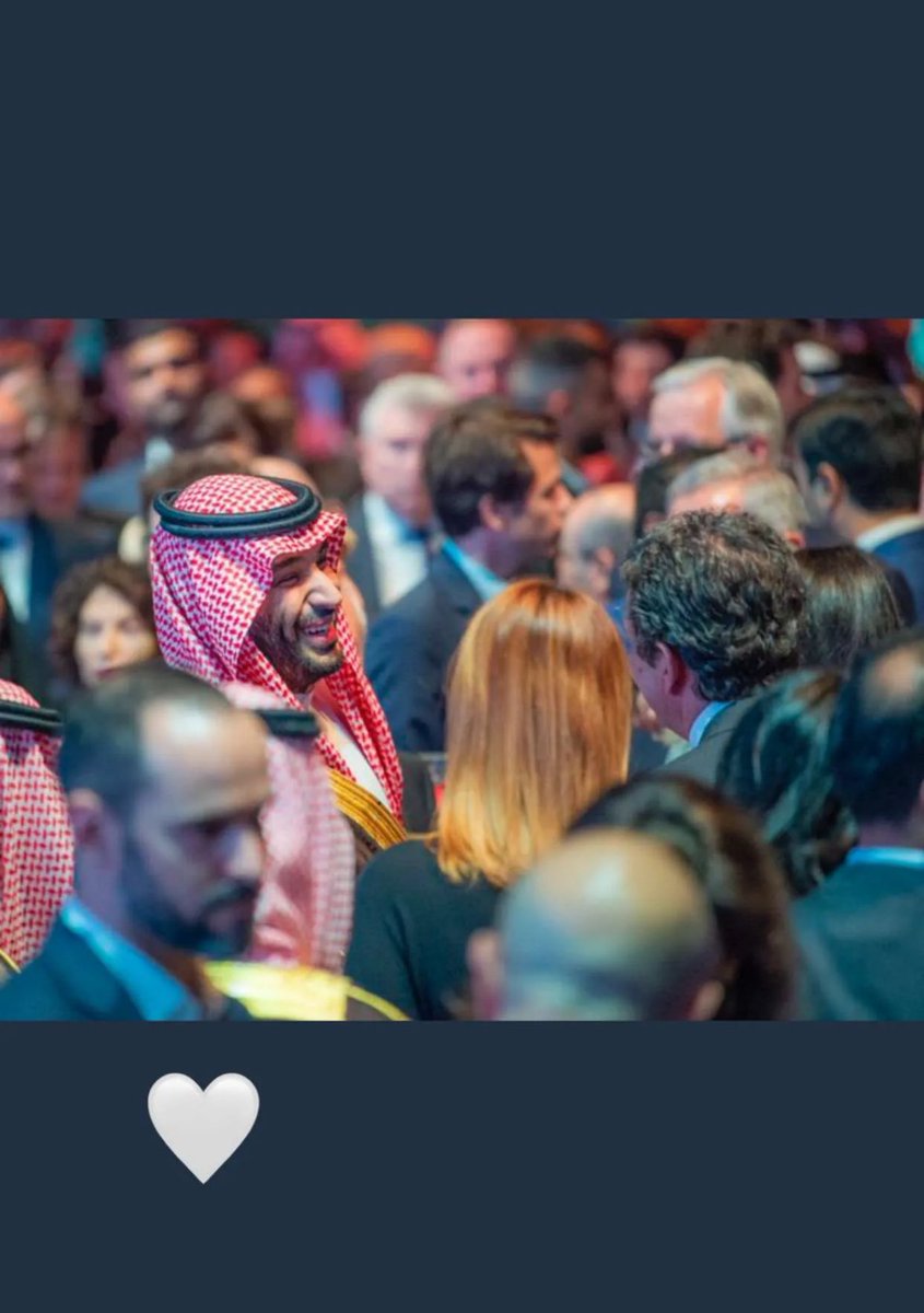 AMK_22's tweet photo. مارقى متن السماء شعبٍ سوانا
ولا لمع بين النجوم إلا وطّنا 🇸🇦 https://t.co/mQLi2vkqnq