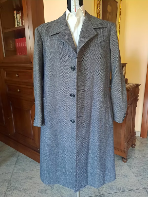 LDenicheurs's tweet photo. #TailleL - Manteau - 207€
Pardessus réalisé par un tailleur italien, motif à chevrons, bien lourd !
https://t.co/ZyVeHzDxNF https://t.co/C2W1tUrSjP