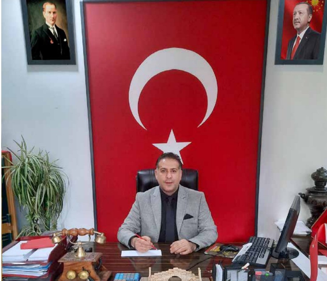 İnsanların en hayırlısı, (onların) insanlara en faydalı olanıdır! Bilinciyle hareket ederek Vatanımıza ve Milletimize faydalı olmak en büyük gayemdir.