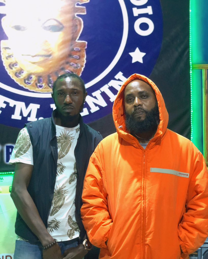 realknme's tweet photo. Thanks to all who tuned in last night for || #musicsplash on 92.3fm Benin with @mcfasodo || @itvradiong || #BMP loves you all
#BMP EP link up in my bio
#Afrobeats #Naija #BeninCity #RecordingStudio #Singer #Songwriter #Music #Phur #Lagos
#Music #NewMusic #Afrobeats #Life https://t.co/KB3JGRNOjs