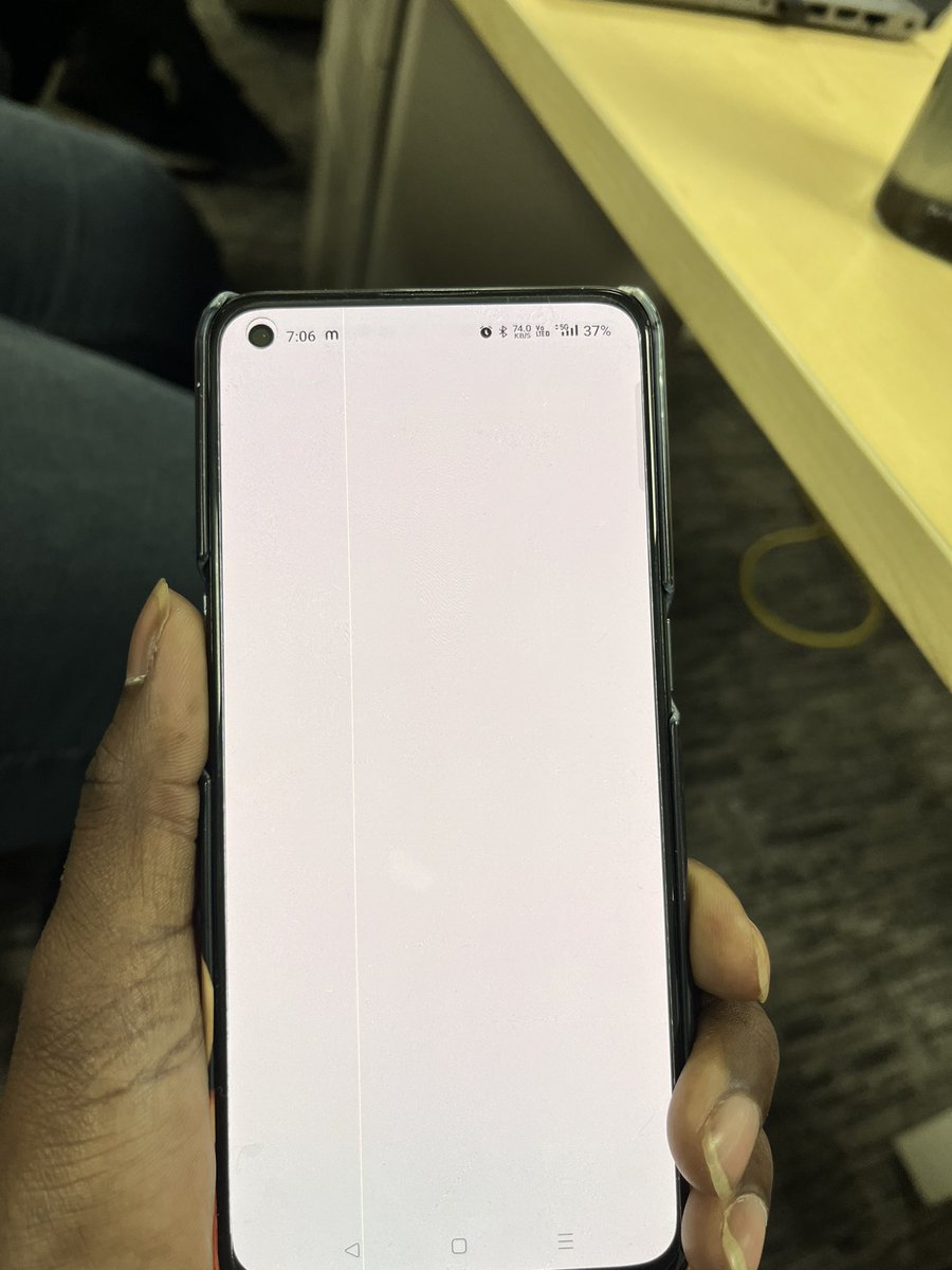 arunmahe's tweet image. This is by far the worst experience you can give back to your customers @OnePlus_Support @oneplus
Recently updated the device via OTA, and unfortunately, I’ve encountered a significant display issue thereafter. The display lines have become prominent #oneplusdisplay #scam