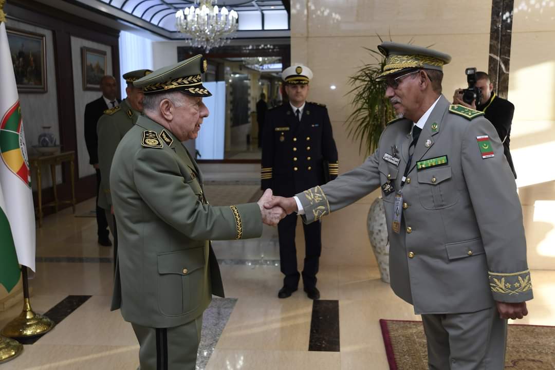 Turnsoleil22's tweet photo. #Afrique #LutteContreLeTerrorisme
🌍🇩🇿🇲🇱🇳🇪🇲🇷 | Les travaux de la session extraordinaire du Conseil des chefs d’état-major des pays membres du #CEMOC regroupant l’#Algerie, le #Mali, la #Mauritanie et le #Niger, se sont tenus aujourd'hui à Beni-Messous, à l’initiative de l’Algérie https://t.co/HGmQqsZOpl