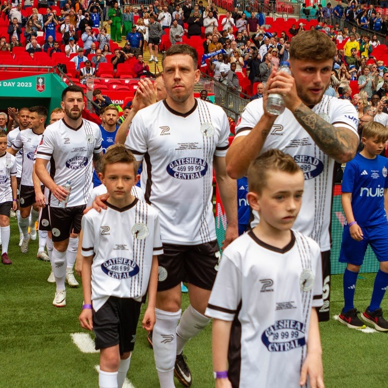 GatesheadFC's tweet photo. Two Wembley appearances ✅
One @TheVanaramaNL North title ✅

Looking forward to your future on the touchline, Mags! 🙌

#WorClub ⚪️⚫️