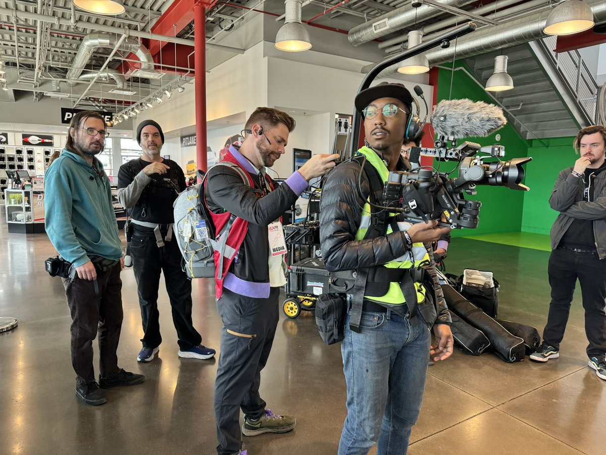 Hyper RPG (@hyper_rpg) on Twitter photo ALMOST READY TO ROLL ๐๏ธ๐จ
Going LIVE in 1 hour <a href="/go5GRV/">5GRV: Gamers On The Road</a> #twitch ALMOST READY TO ROLL ๐๏ธ๐จ
Going LIVE in 1 hour <a href="/go5GRV/">5GRV: Gamers On The Road</a> #twitch