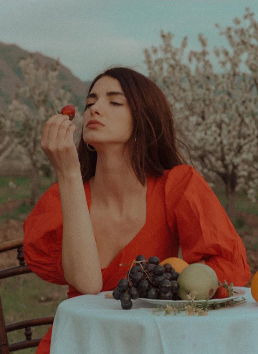 والله ماحسبالي احبك  انه
من وديت گلبي
چان خايف وانه  چنت  هواي اخاف وناوي افضفضلك واروح