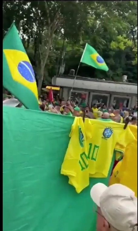 A Esquerda tem Medo desta Bandeira .