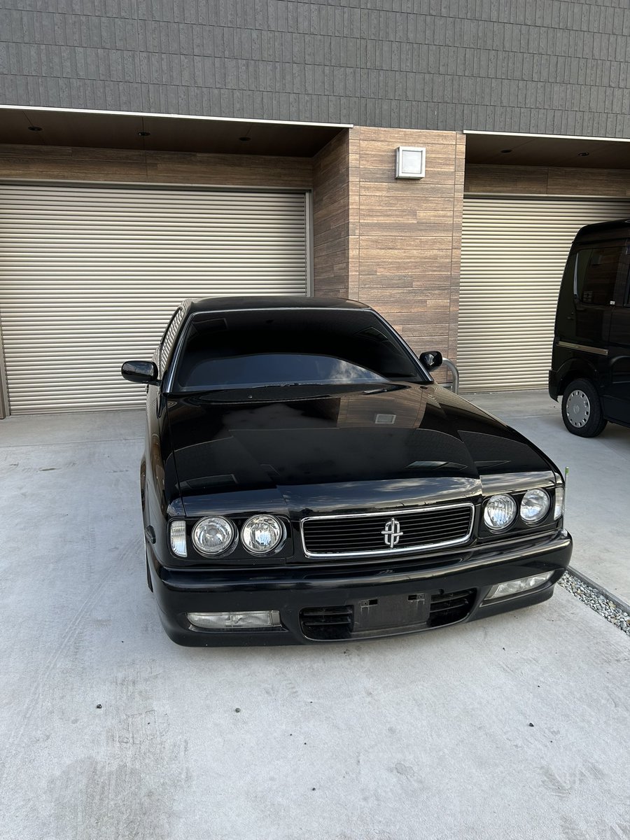 M156Mbamg's tweet photo. 欲しい車出てきたので
Y32セドリック売ります。
距離62000km
塗り替えなしの純正黒(KH3)
内装も綺麗です✨
詳細DMまで✉️
#車売ります https://t.co/XuwGwWs96W