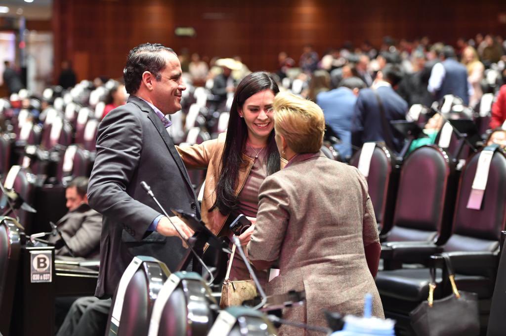 Un martes de mucho trabajo en la <a href="/Mx_Diputados/">H. Cámara de Diputados</a> , donde aprobamos dictámenes en materia de salud, combate a la violencia contra las
mujeres y ordenamiento territorial.

¡En <a href="/diputadospan/">Diputados PAN</a> seguimos trabajando por México! 🤞🇲🇽