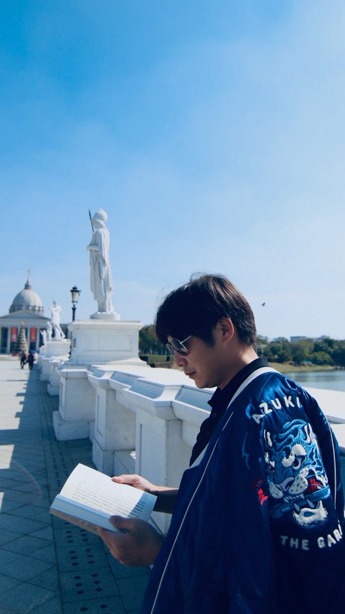 ChihtingMa's tweet photo. Ape exudes wealth, Azuki may seem a bit flashy, and I embrace a sophisticated lifestyle.
IKZ ⛩️
See you in #AzukiTaipei
@Azuki @Azuki_Taiwan @ZAGABOND @Portalcoin @DemAzuki https://t.co/5TY4CiRGnF