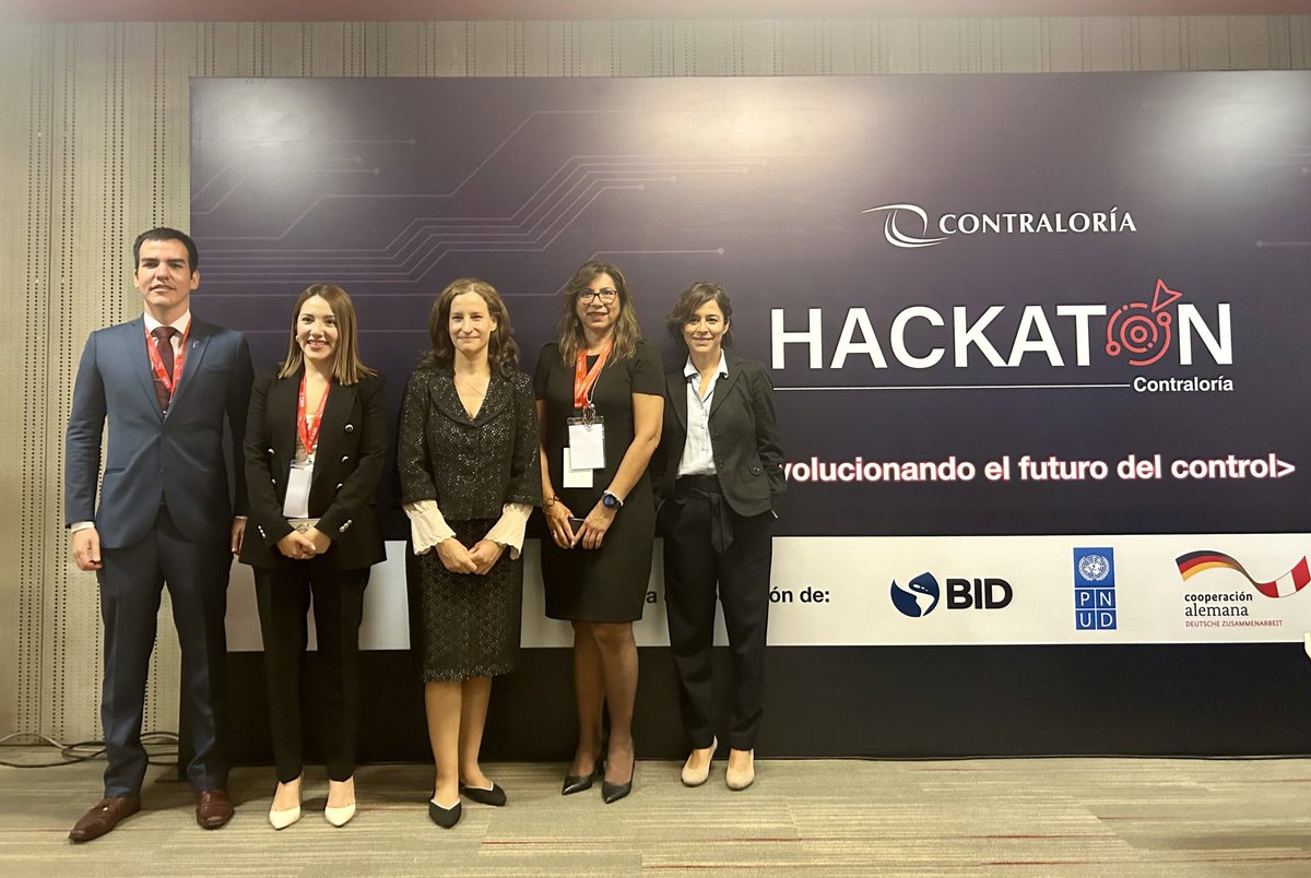 📢La participación ciudadana es fundamental para fortalecer las políticas de transparencia e integridad en el país.

Hoy culmina la #HackatónCGR de <a href="/ContraloriaPeru/">Contraloría del Perú</a>, donde jóvenes  propusieron las soluciones más innovadoras para alcanzar este objetivo➡️ tinyurl.com/3mhkze5n