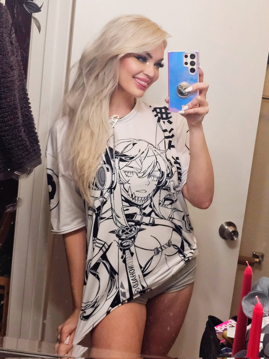 Spiderman 2 time :) 
Twitch.tv/danielledenico… 

Wearing <a href="/NDCEXE/">No Dress Code 🗯</a>