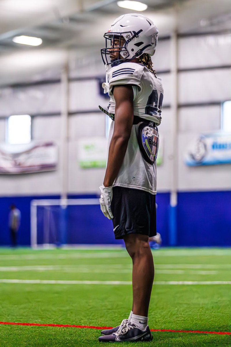 omaree4x's tweet photo. When you don't give up, you cannot fail. #OWalker #CO24 #OpenRecruit  @STMCT_Football @Coach_Ander5on https://t.co/Vp6lxmpYeO