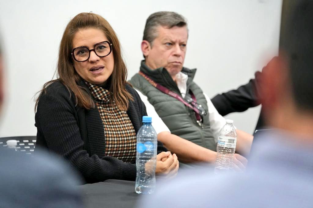 fgymexico's tweet photo. En el estado de #Chihuahua, en encuentro de trabajo entre organismos empresariales, @agendamigrante y el @INAMI_mx, impulsamos una coordinación efectiva para avanzar conjuntamente hacia soluciones integrales de los flujos migratorios que transitan en este estado. https://t.co/ZpAV7DbxOi