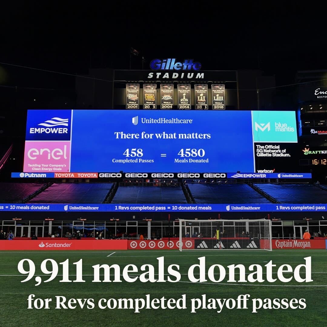 NERevolution's tweet photo. Thank you for helping us #BringTheFight against hunger this season!
@UHC, the official healthcare sponsor of the #NERevs, works to address food insecurity as a part of their overall commitment to being #thereforwhatmatters. https://t.co/OFPv731aTd