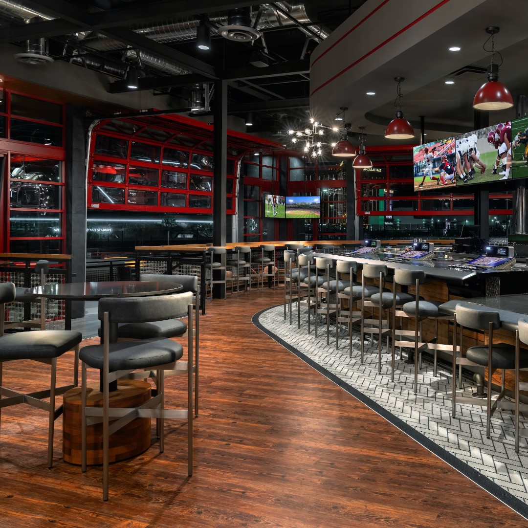 WSKYbarandgrill's tweet photo. Our newest WSKY location is NOW OPEN directly across from Allegiant Stadium!!! 🥳🥃🍽️🍔🎰🍺

📍5625 Polaris Avenue, Las Vegas, NV 89118 🏟️

#NOWOPEN #RaisingTheBar #WSKY https://t.co/RcPVvonM5u