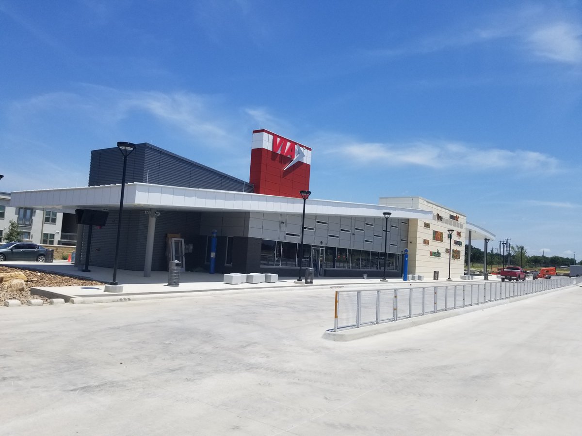 stoshboyle's tweet photo. Building a profitable project that serves the community is a win-win.  This 21,000 sq ft Via bus station at #brookscitybase is a testament to the local architecture and to the progressive use of materials  #nativeamericancontracting  #yeswearerealindians #preengineeredbuildings https://t.co/kxiPLY8Ot3