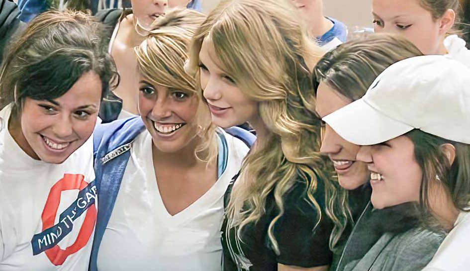 April 27, 2009: A budding megastar made a stop—and quite a splash—at KU. Read more about the day Taylor Swift came to class: bit.ly/3sRwAeT.