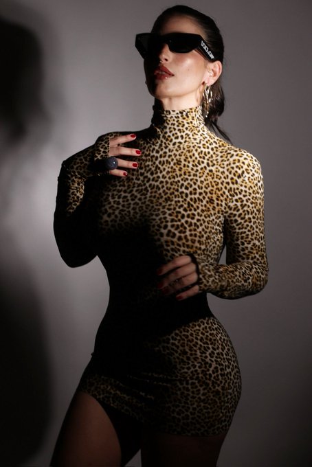 🐆 https://t.co/7n74FxKqpO ✝️ https://t.co/MBfFeLoNVE