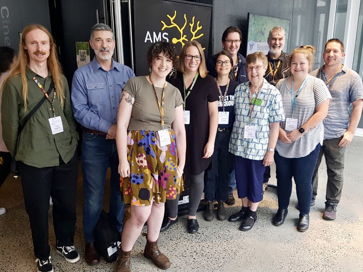 Mycology in force at the <a href="/biosyst2023/">Biosystematics 2023</a> conference!
🍄🐜🌿