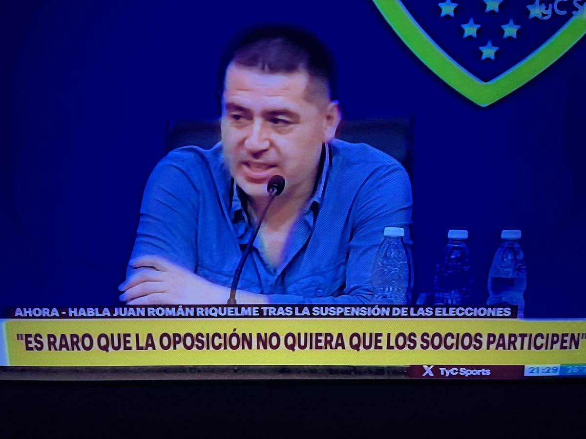 La oposición busca suspender la elección para intervenir el Club después del 10 de Diciembre con nuevas autoridades de la IGJ. Quieren sacarle al socio el derecho a elegir sus autoridades y ganarlo en la justicia. Estamos con Román porque el Club es de los socios. #Riquelme
