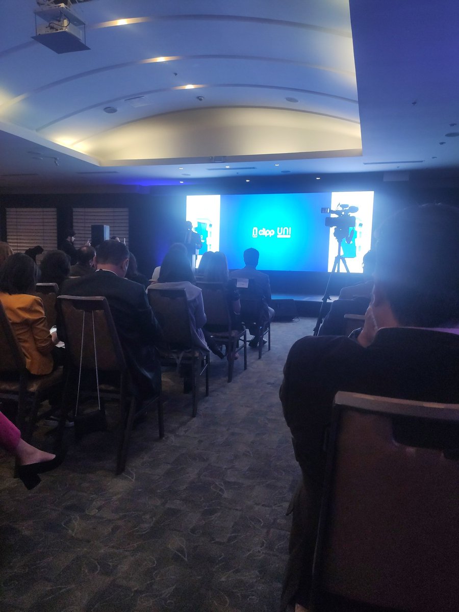 damoncayo's tweet photo. @ClippMovilidad  lanzamiento Quito. https://t.co/x4EZpFuQqW