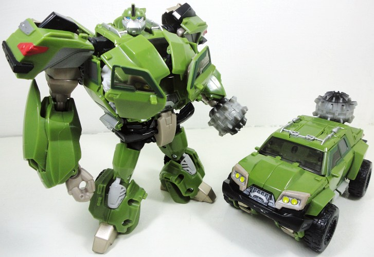 decepticonaiden's tweet image. Alrighty, so this might be a bit of a long shot, but I'm looking for these figures at a reasonable price. The official ones, not the APC versions. Would anyone be willing to sell them to me?