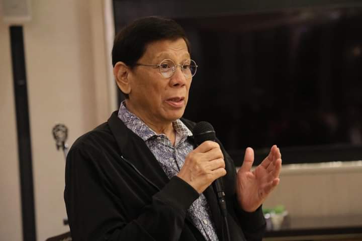 JohnAmasa2's tweet photo. Siya lang nman sa boung kasaysayan ng ating bansa, ang may 86% trust at approval ratings until the last day niya sa office.

Wala ng iba pang makakagawa no'n. WALA!

🇵🇭👊💪👊🇵🇭 https://t.co/Z5YnQFlr9F