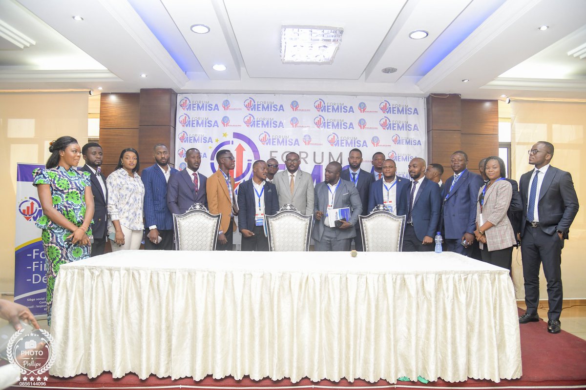 LesJeunesEntrep's tweet photo. A force d'attention, chacun de nous en tant que #compatriotes saisit la portée de notre responsabilité à tous et la grandeur d'esprit qu'exige notre grand et beau pays #RDC

De ce fait, nous ne pouvons pour y répondre efficacement que joindre nos forces afin de relever ce défi. https://t.co/NpYJpUkRi8