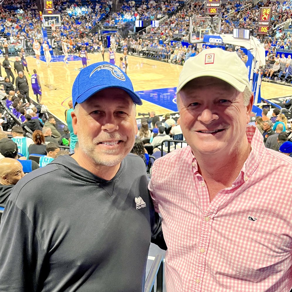 Eric J. von Hofen tweet media