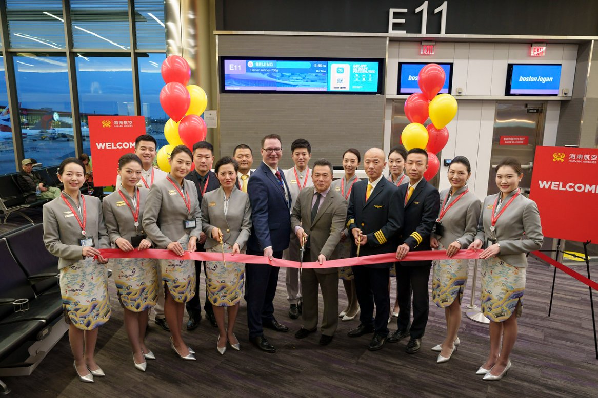 BostonLogan's tweet photo. We are excited to welcome back @HainanAirlines as they celebrated the restart of their Beijing service over the weekend. https://t.co/PbUeILT72G