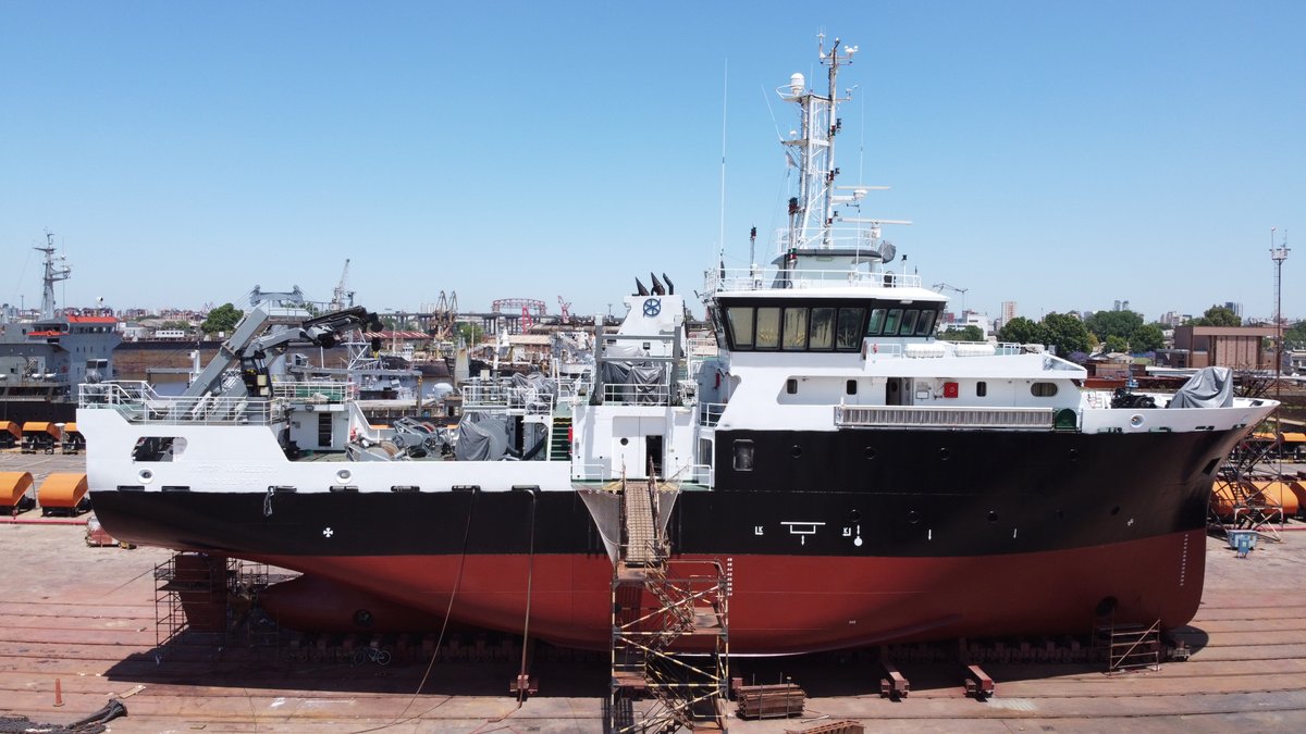Miren cómo quedó el buque Víctor Angelescu listo para volver a prestar servicios de investigación pesquera. 😍

Este BIPO pertenece al Instituto Nacional de Investigación y Desarrollo Pesquero. 🎣🇦🇷

#tandanor #trabajoargentino #orgullonacional