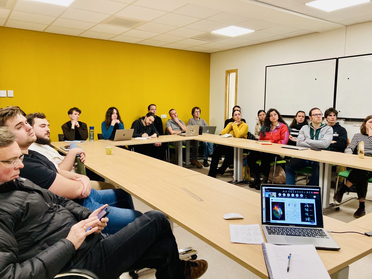 🌟Thanks for the enlightening and mind-blowing insights shared by @SVBelleghem from @KU_Leuven in today's #DBIOSeminar!🧬 Special thanks to everyone who joined in person and virtually! 📸✨ 

#AcademicTwitter #Genomics #ScienceCommunity @PhDVoice @PostdocVoice @VUBrussel