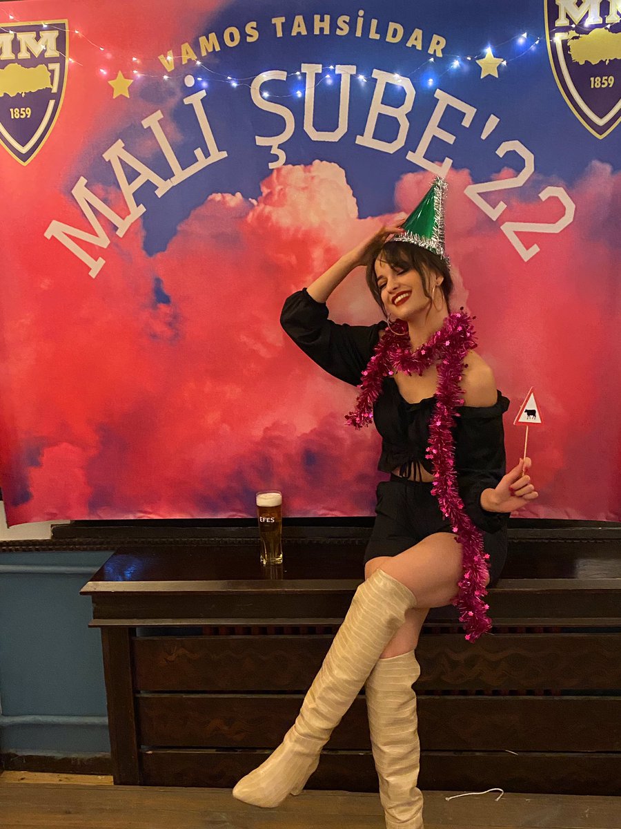 Mülkiye'de okumak/ Mülkiyeli olduğunu söylemek