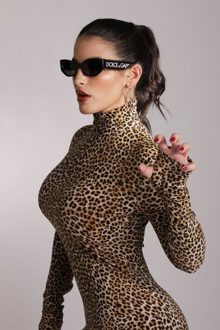 &ldquo; Mi palabra Favorita PENE &ldquo; > https://t.co/LUicb8ocKV 🐆 https://t.co/aEo6YwjpGv<a href="/tag/staytuned"class="tags"><span>#staytuned</span></a>