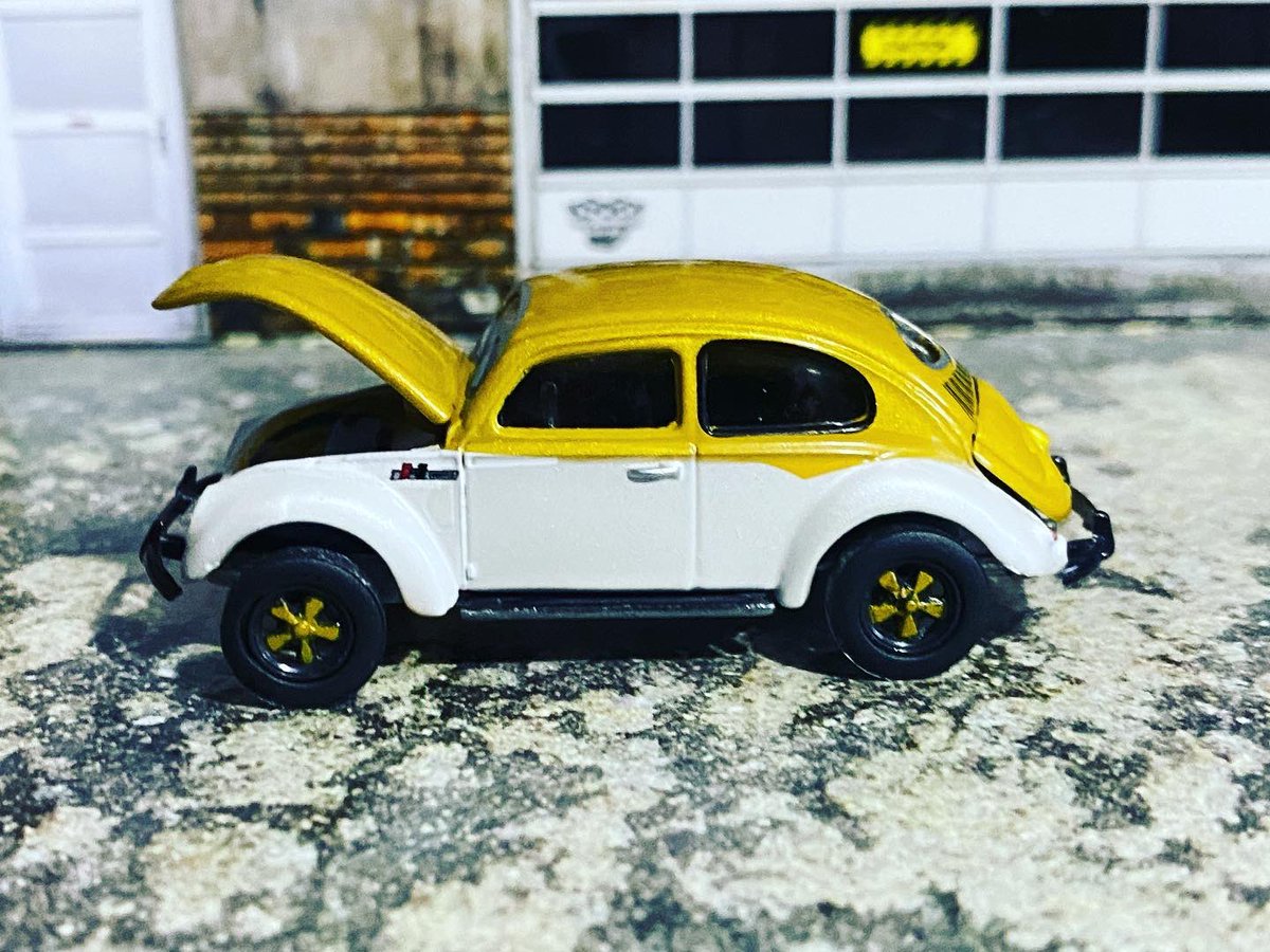 HunterGarage1's tweet photo. Volkswagen Beetle 
1950 Volkswagen Type 1 Split Window Beetle.
Greenlight 

#volkswagen @vochomania_oficial @volkswagen @volkswagenmexico @vwbrasil @volkswagendr https://t.co/GzUzUnodqU