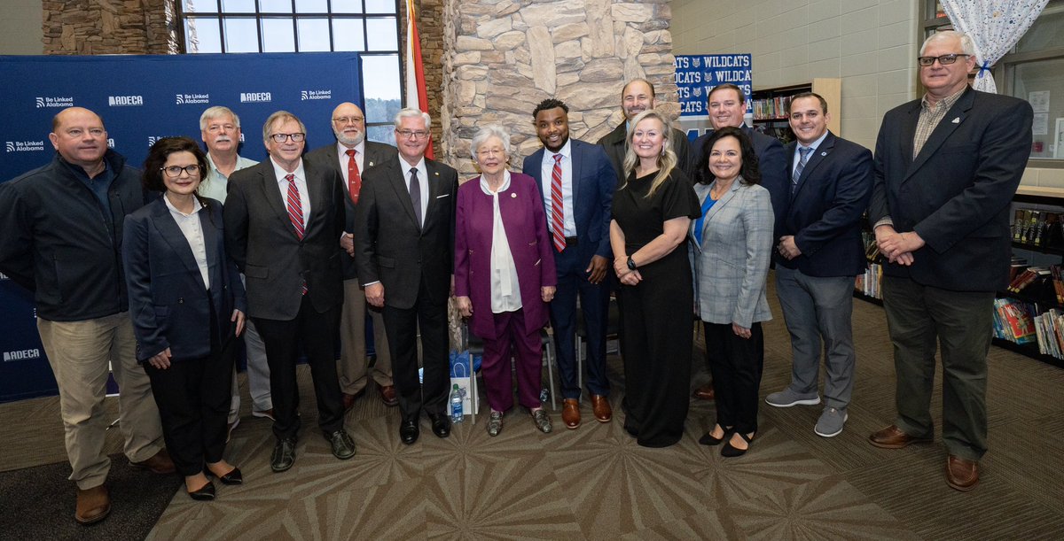 Governor Kay Ivey tweet media