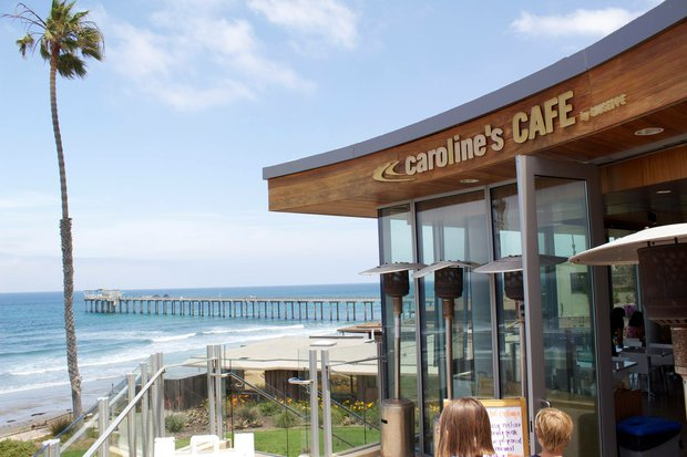 anmolm_'s tweet photo. Using only a restaurant, tell us where you went to college https://t.co/zFlTglrLqM