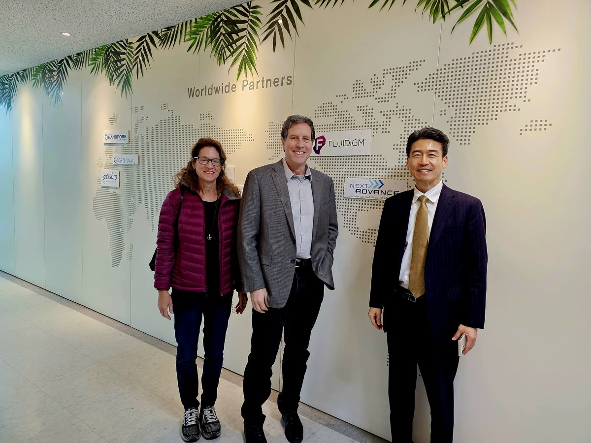 After 15 years  of working together, what a pleasure it was to meet Jae-Chan Yoo, JC Bio Co. Ltd, in person  rather than virtually or via emails! We met his team, toured the office,  discussed business, and were treated to a delicious multi-course meal  at one of Seoul's finest