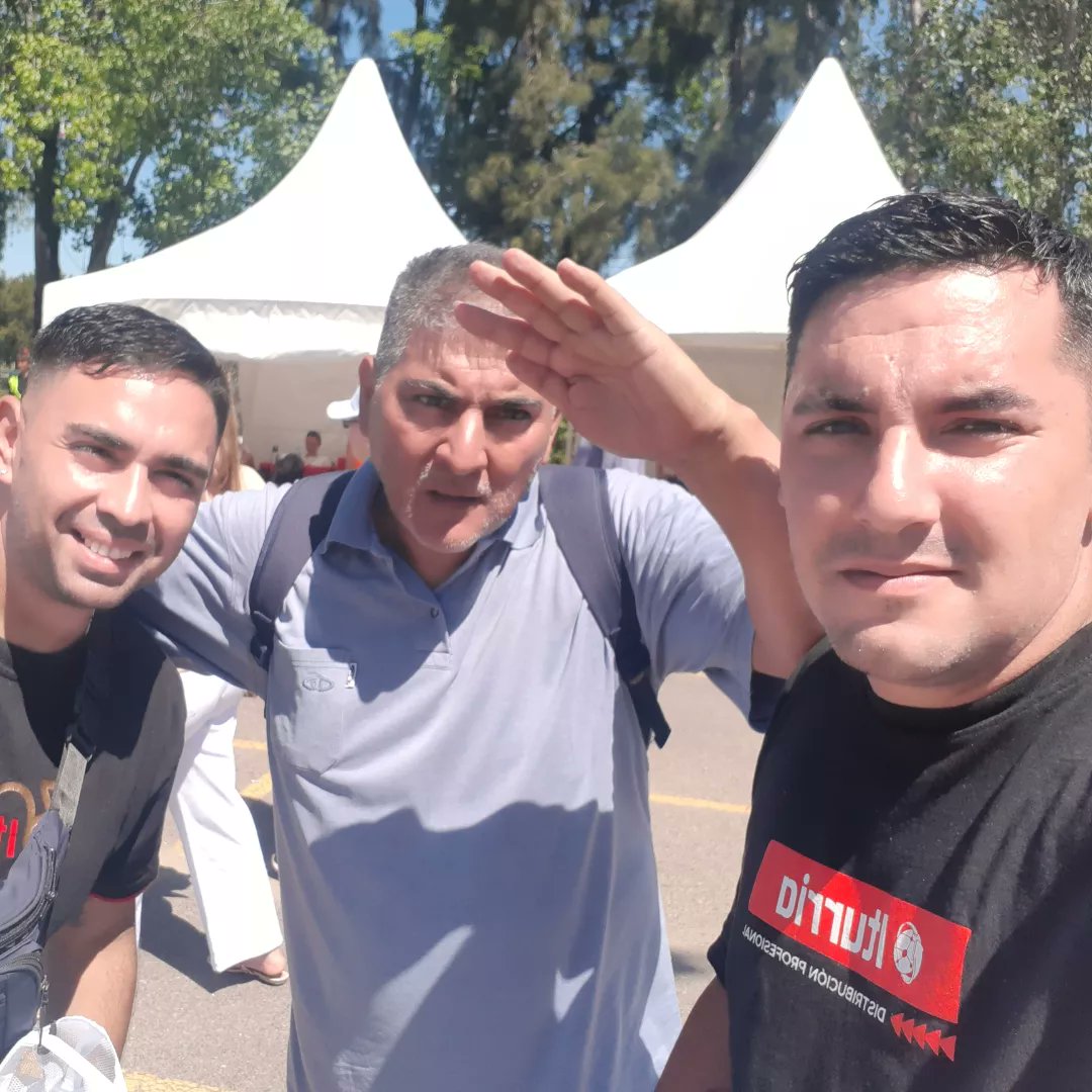 Participamos de la Asamblea Ordinaria y Extraordinaria de nuestro Gremio .

ITURRIA SIEMPRE ✌ SIEMPRE AZUL.

<a href="/CarlosPerezSEC/">Carlos Pérez</a> <a href="/OscarTedescoSEC/">Oscar M. Tedesco</a> <a href="/m_migliore/">Mario Migliore</a> <a href="/MGonzalezSEC/">Marcela González</a> <a href="/NatyGonzalezSEC/">Natalia L. Gonzalez</a> <a href="/PabloCabezaok/">Pablo Cabeza</a> <a href="/GustavoINCSA/">Gustavo D Bustamante</a>  <a href="/moralesjorgeru/">Jorge R Morales</a> <a href="/radicalessec/">Radicales De Comercio</a>